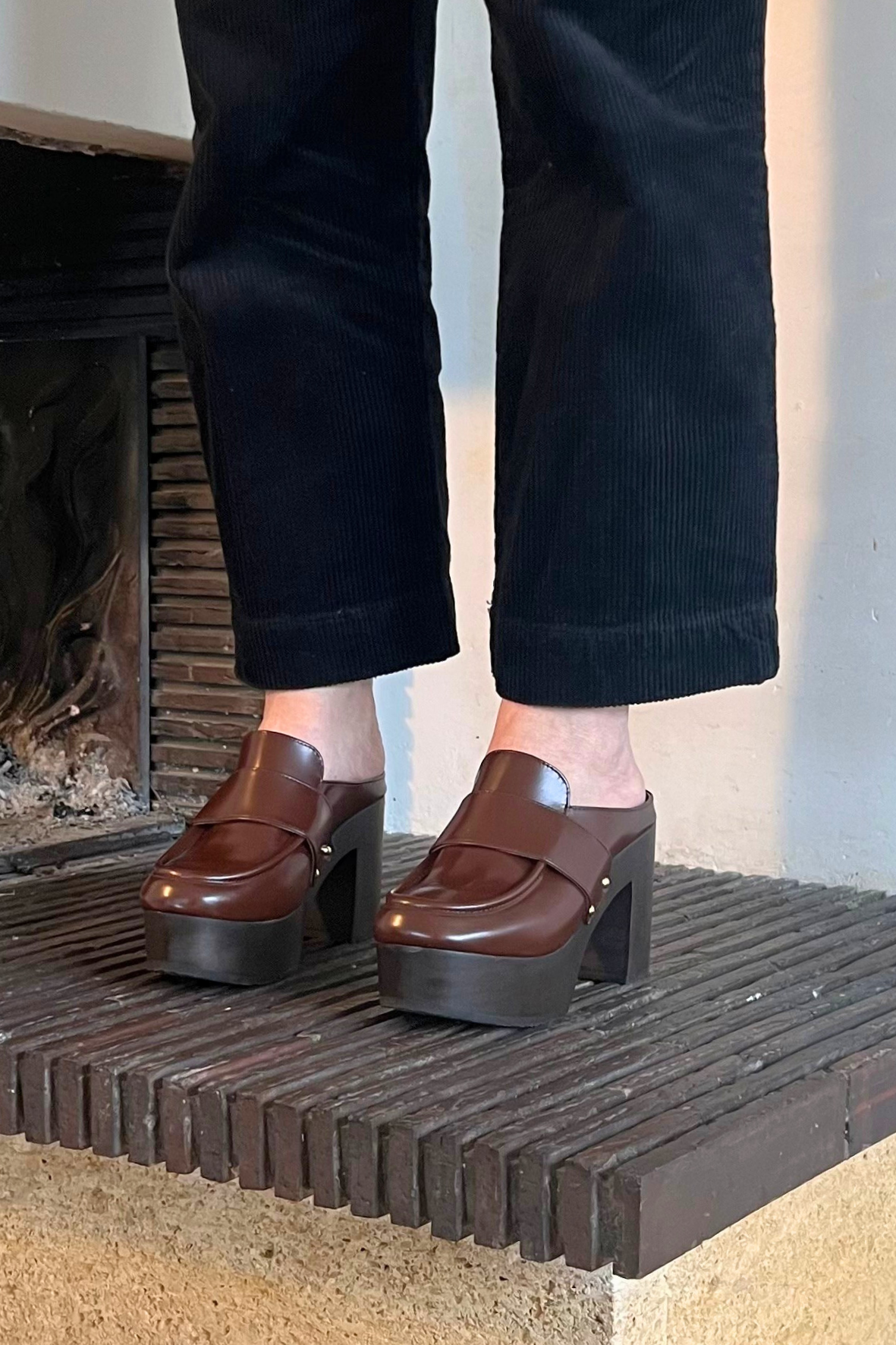 YUKIMI COLLEGE BROWN