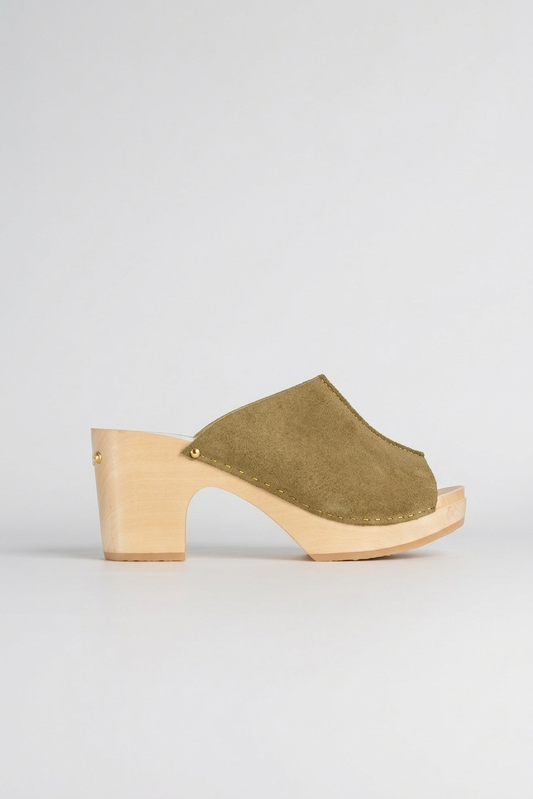 YDOL VELVET LIERRE