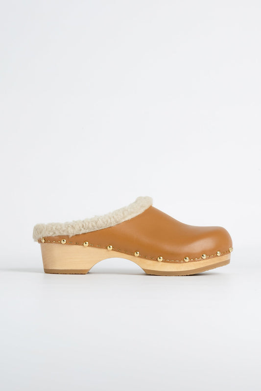 YCE FUR NATUREL VEGETAL CAMEL